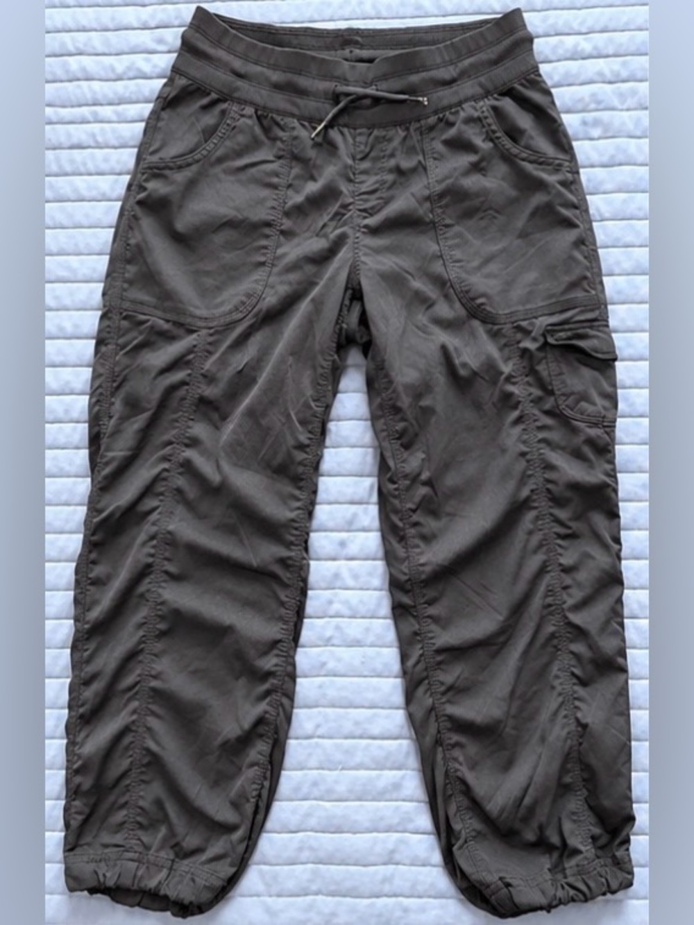 The North Face Women’s Small Black Cargo Jogger Pants